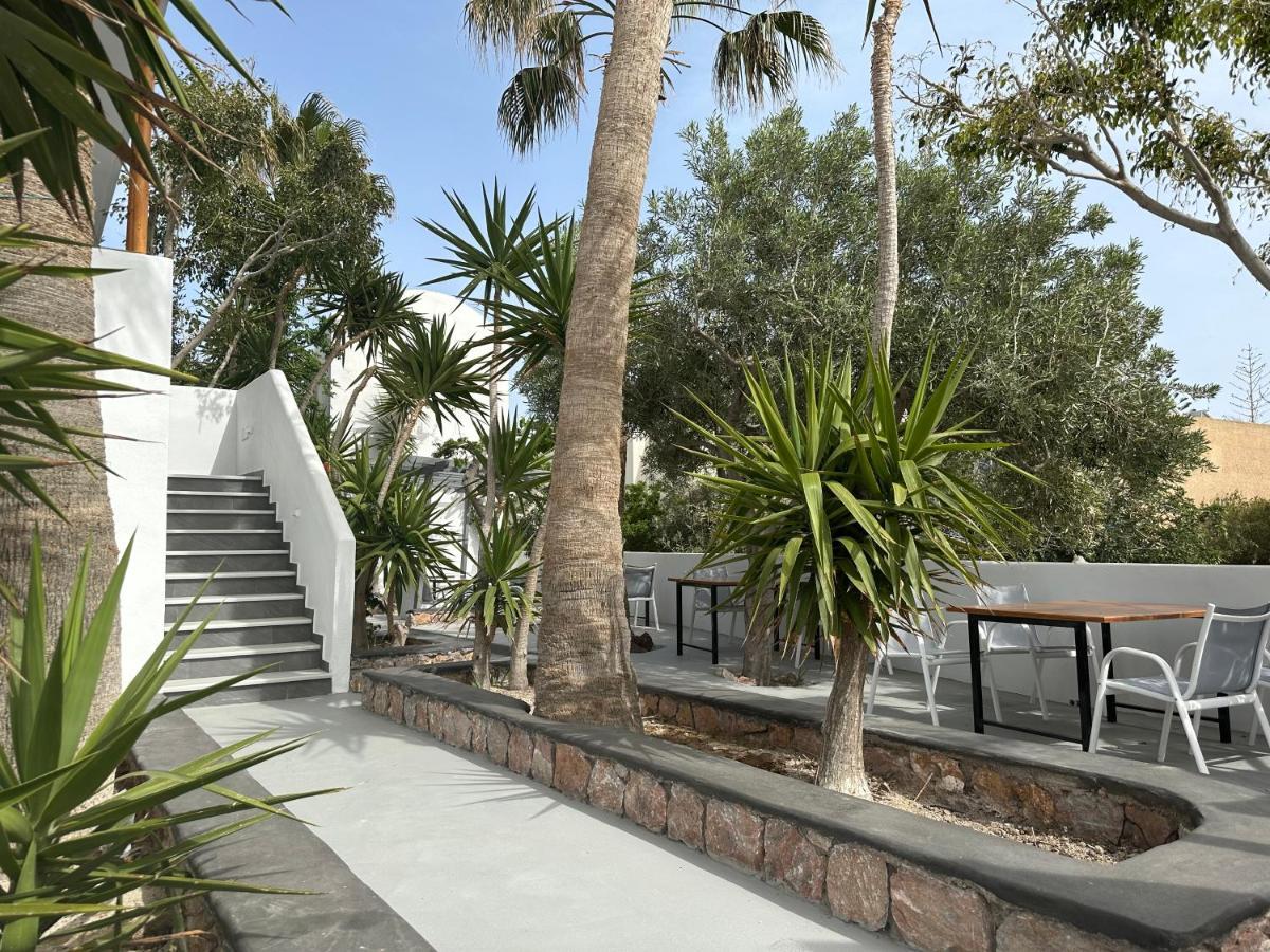 Dragonfly Villas Kamari  Exterior photo